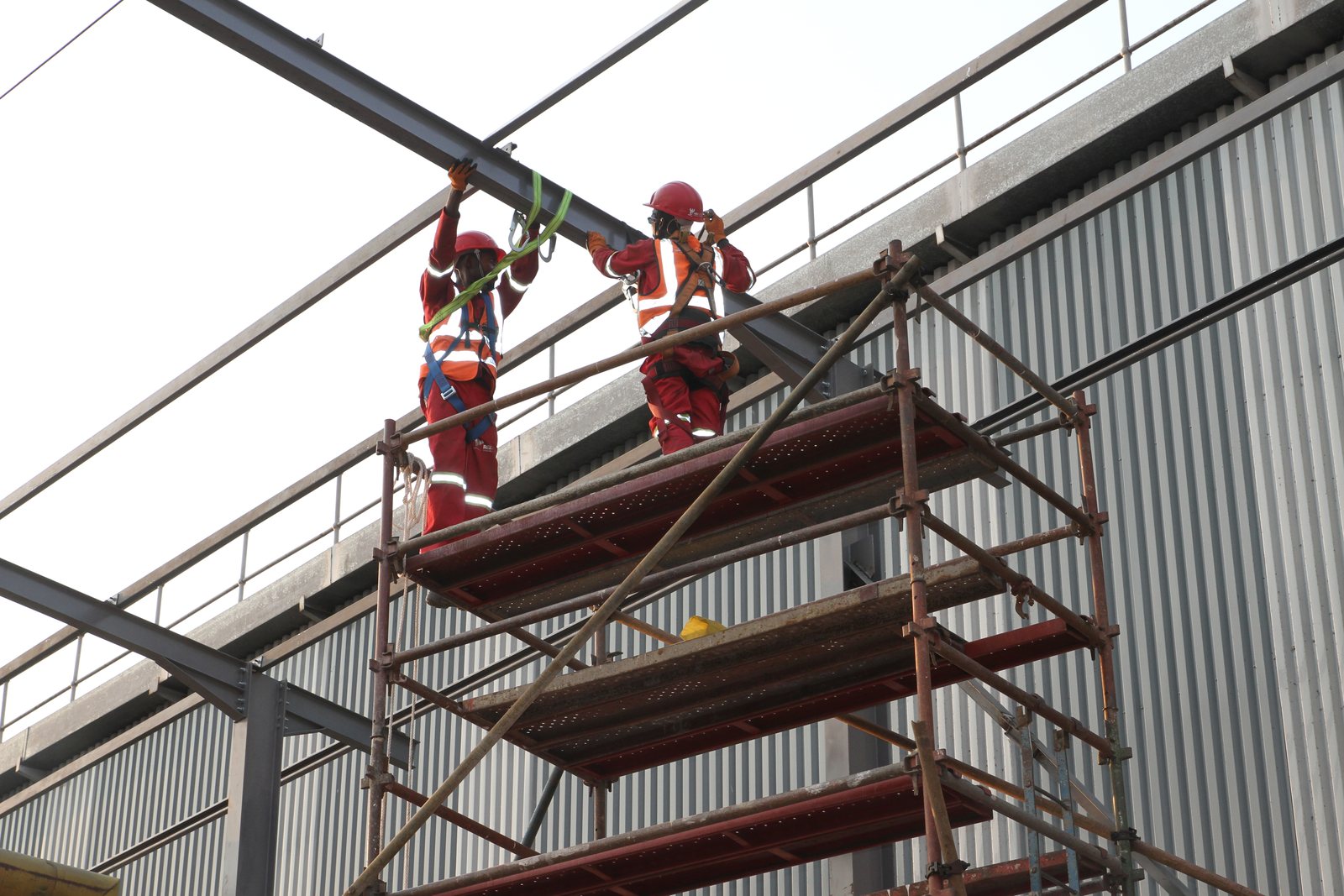 Steel structure installation